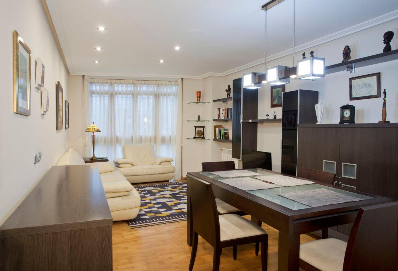 Apartamento De La Casona De Riomera Oviedo Exterior foto