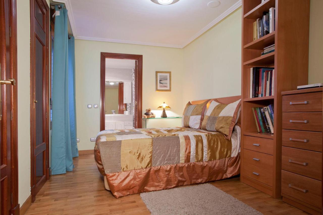 Apartamento De La Casona De Riomera Oviedo Exterior foto